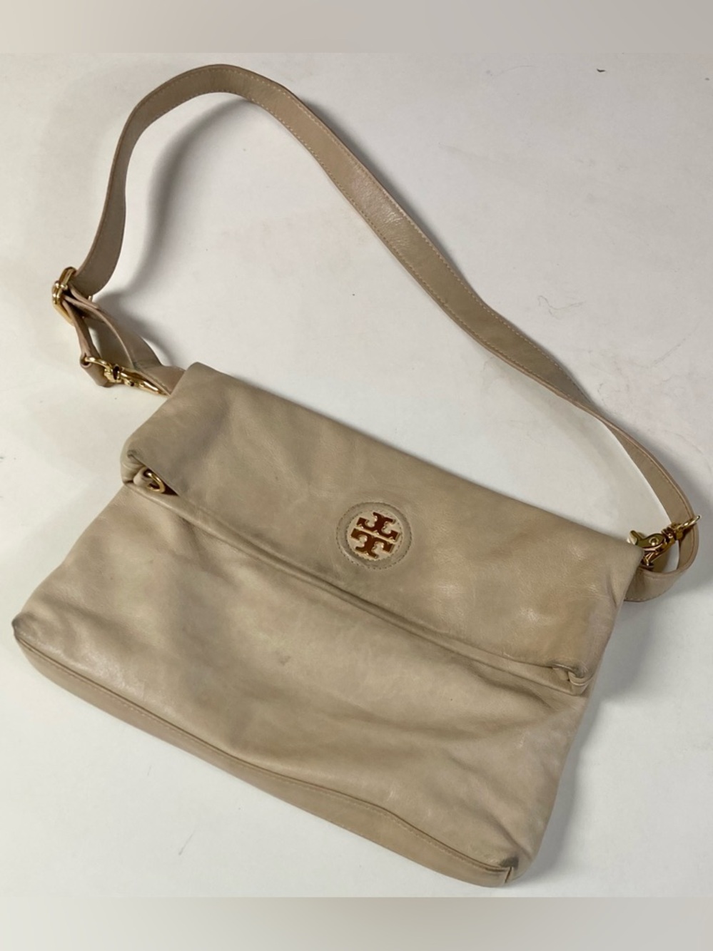 Tory Burch Tan Foldover Crossbody - Picture 6 of 12